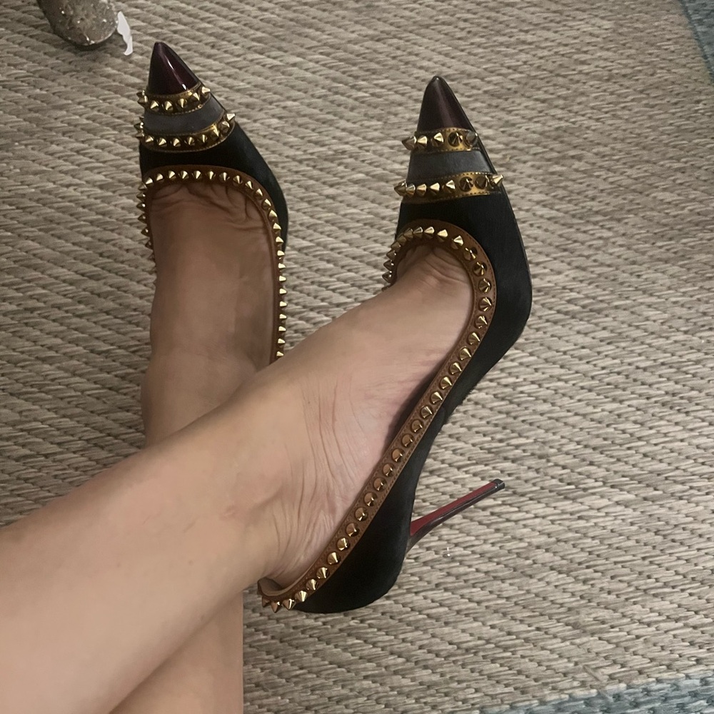 ♥️. SOLD♥️ - Picture 2 of 16